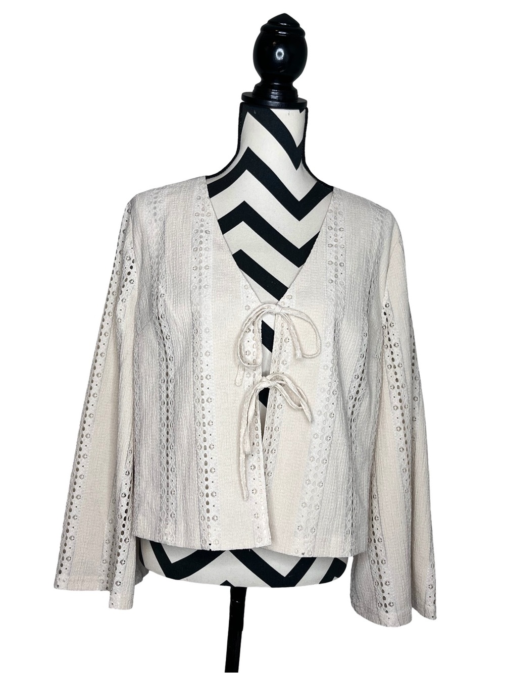 Cottagecore Boho Earthy Coastal Bell-Sleeve Eyelet Tie Front Blouse Sz L